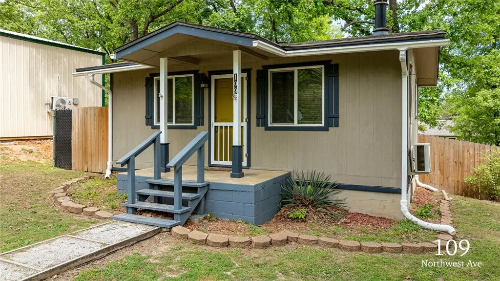 Photo 2 — 109 Northwest Avenue, Bernice, OK 74331