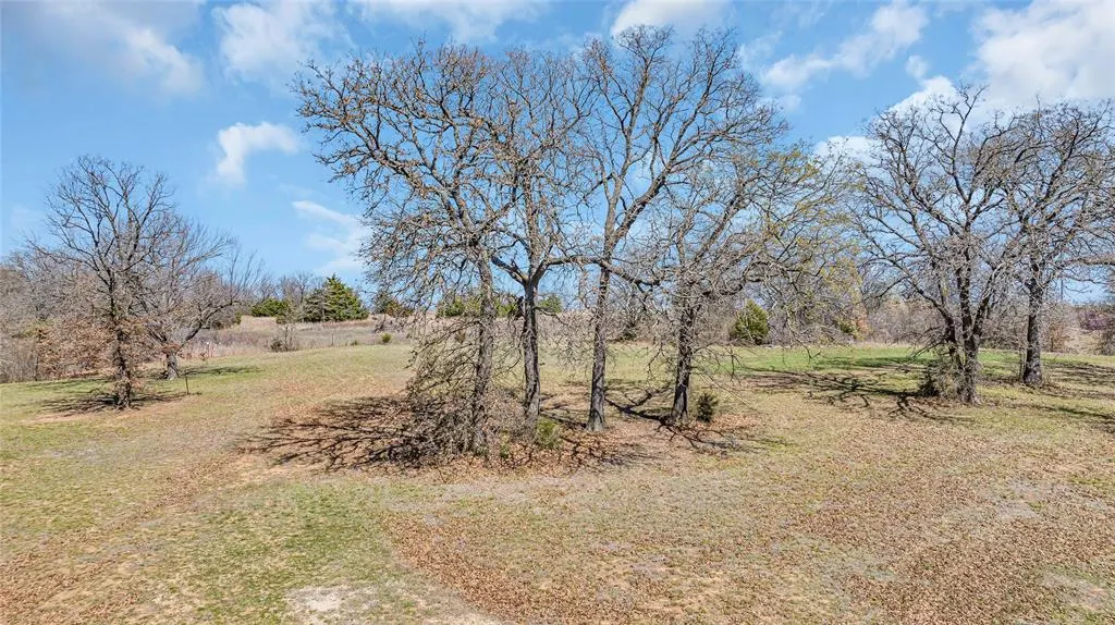 Photo 3 — E County Road 1517, Paoli, OK 73074