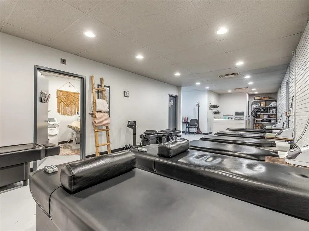 Photo 35 — 7304 N Comanche Avenue, Warr Acres, OK 73132
