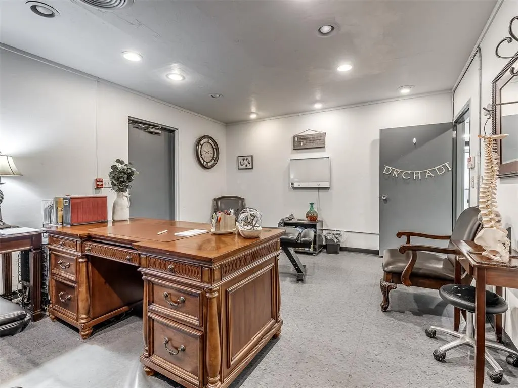 Photo 46 — 7304 N Comanche Avenue, Warr Acres, OK 73132