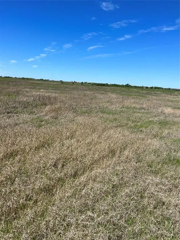 Photo 2 — 6115 S alfadale, Union City, OK 73090