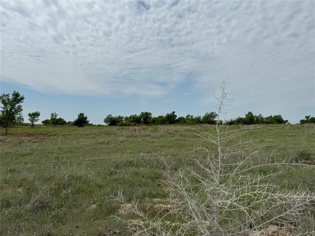 Photo 3 — 1640 CS 2960, Blanchard, OK 73010