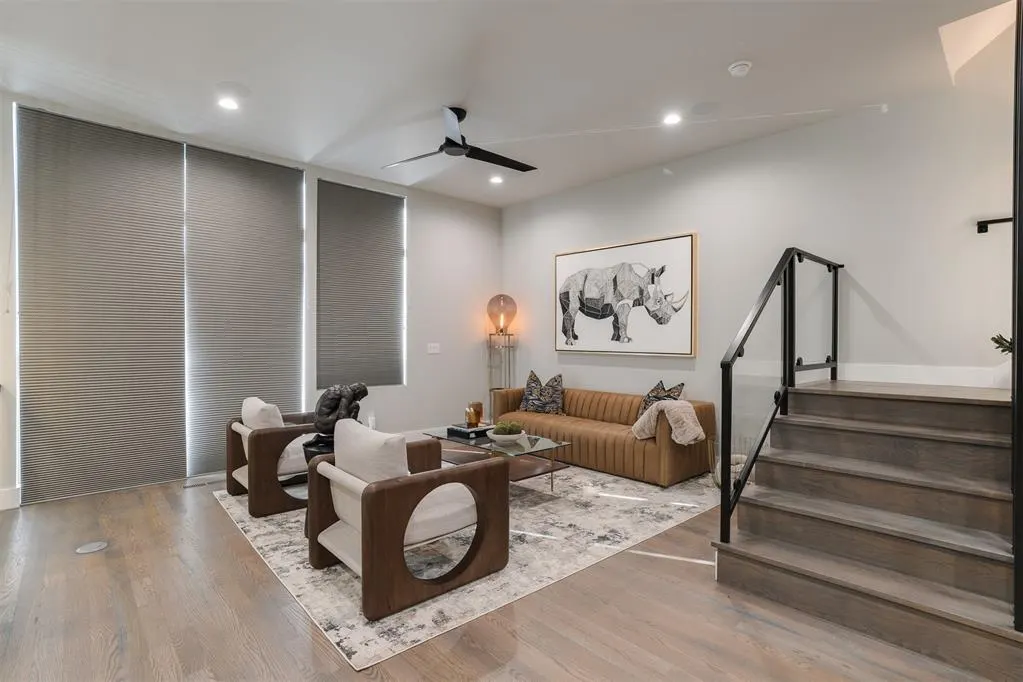 Photo 44 — 817 NW 6th Street, Oklahoma City, OK 73106