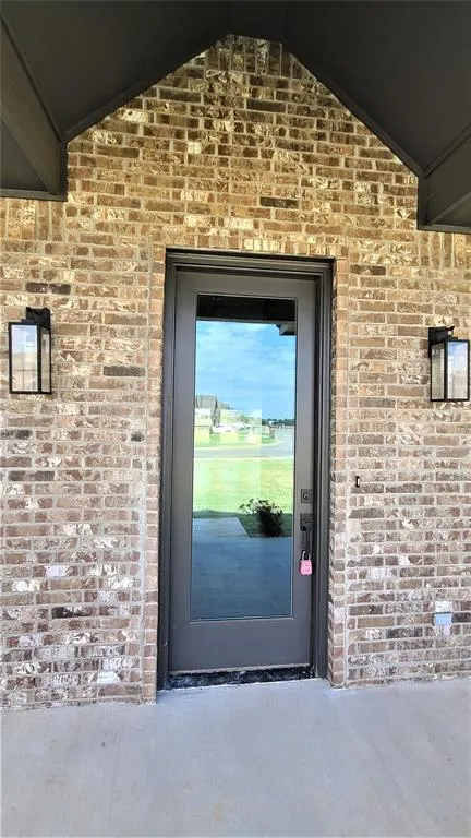 Photo 4 — 200 Braxton Way, Yukon, OK 73099