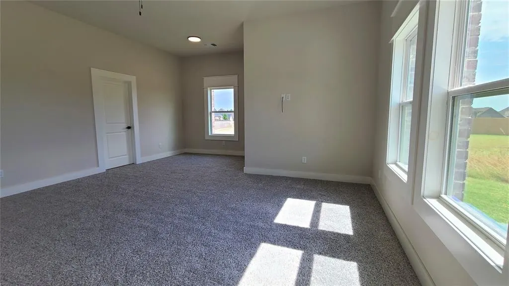 Photo 37 — 200 Braxton Way, Yukon, OK 73099