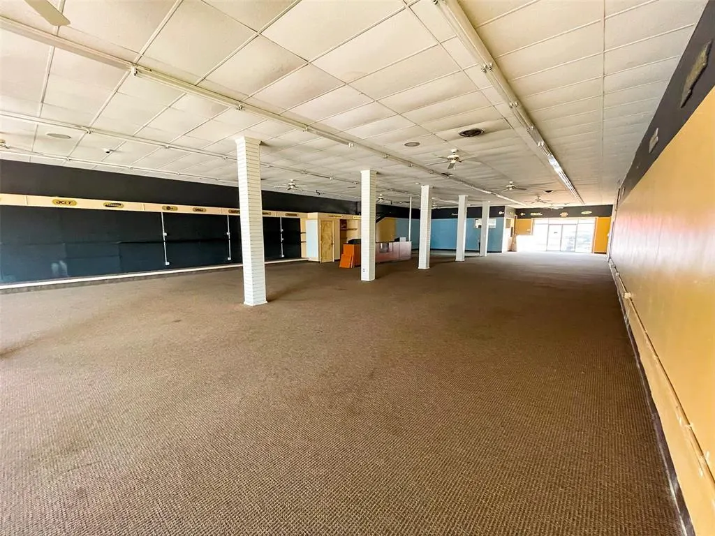 Photo 15 — 104 E Graham Avenue, Pryor, OK 74361