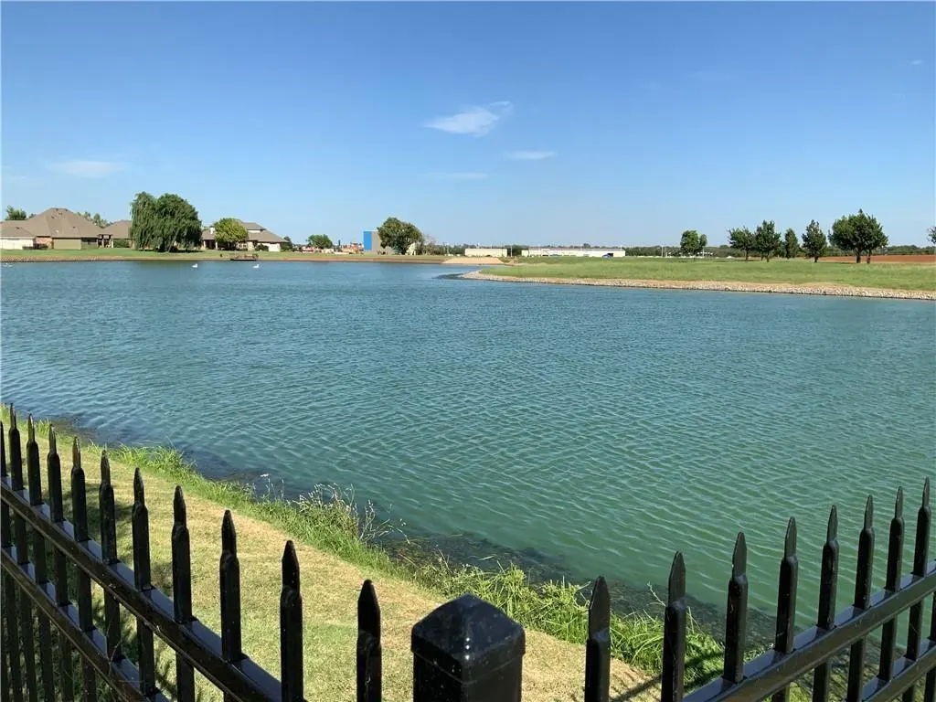 Photo 3 — 1907 Five Springs Court, Kingfisher, OK 73750