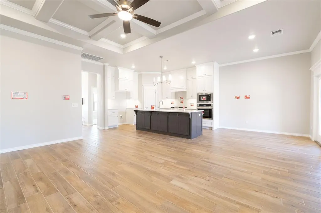 Photo 3 — 13101 NE 8th Street, Choctaw, OK 73020
