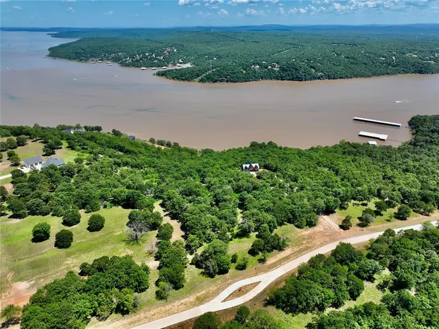 Photo 6 — 69 Patriot Pointe Point, Eufaula, OK 74432