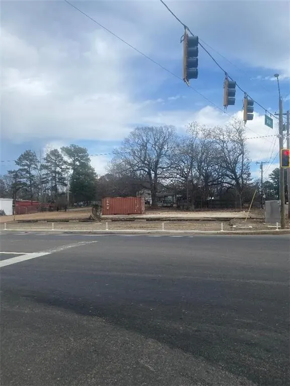 Photo 3 — 101 E Sherry Lane, Broken Bow, OK 74728