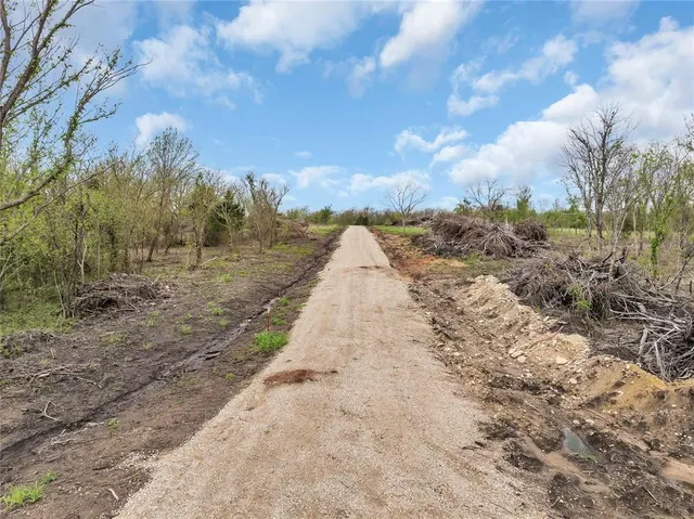 Photo 4 — 07 N County Road 3387, Stratford, OK 74872