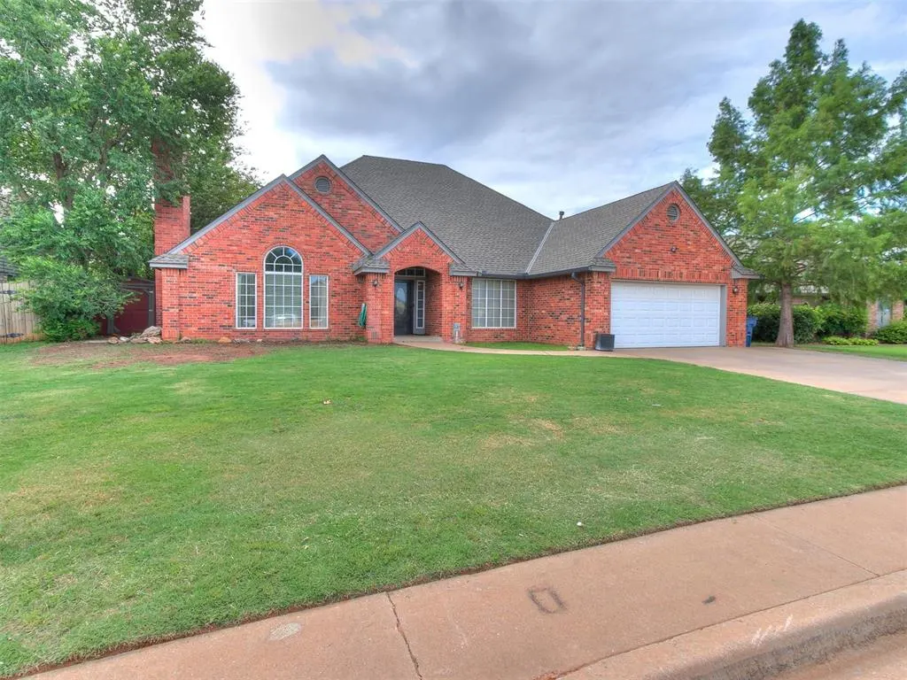 Front exterior — 1604 Harvey Brown Drive, Kingfisher, OK 73750