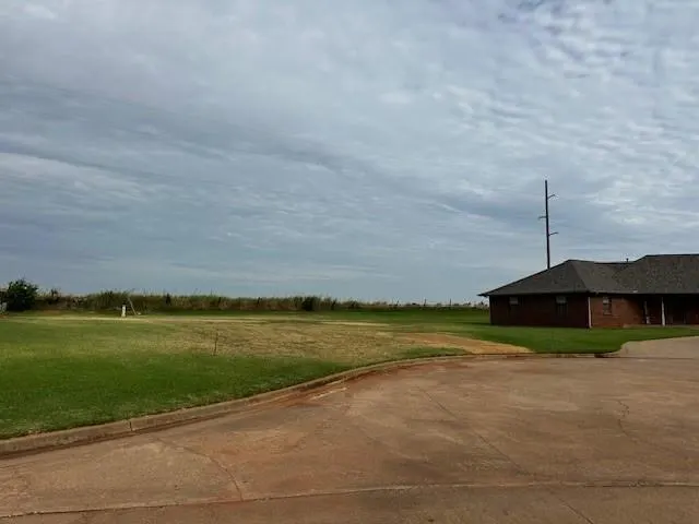 Photo 2 — W Fay Avenue, Kingfisher, OK 73750
