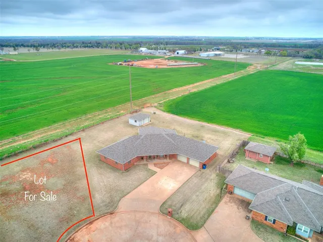 Photo 5 — W Fay Avenue, Kingfisher, OK 73750