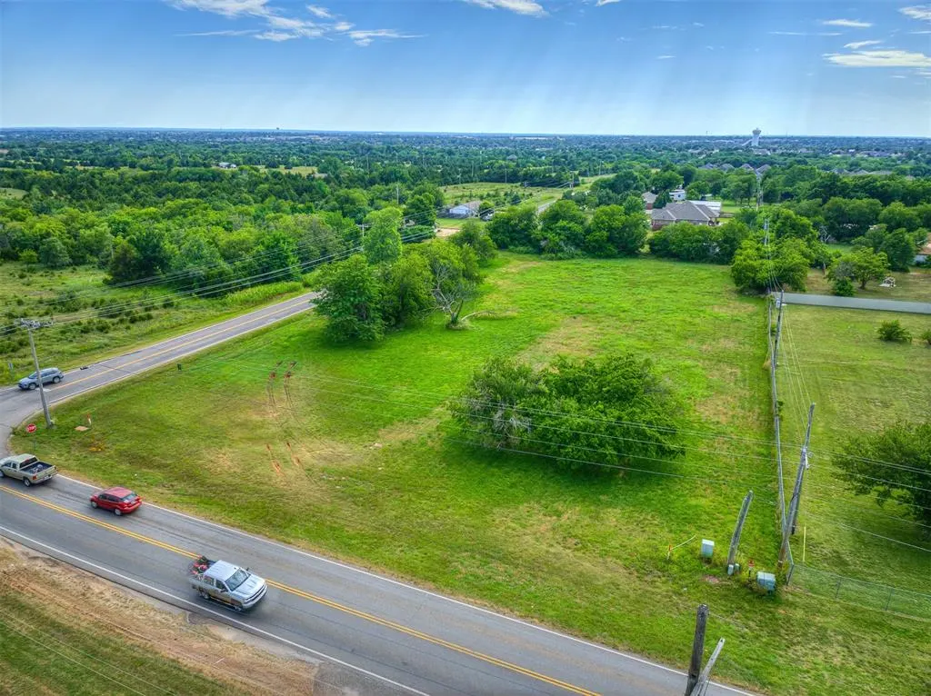 Photo 5 — NE 12th Street, Oklahoma City, OK 73160