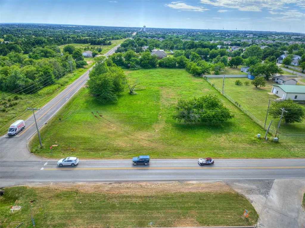 Photo 20 — NE 12th Street, Oklahoma City, OK 73160