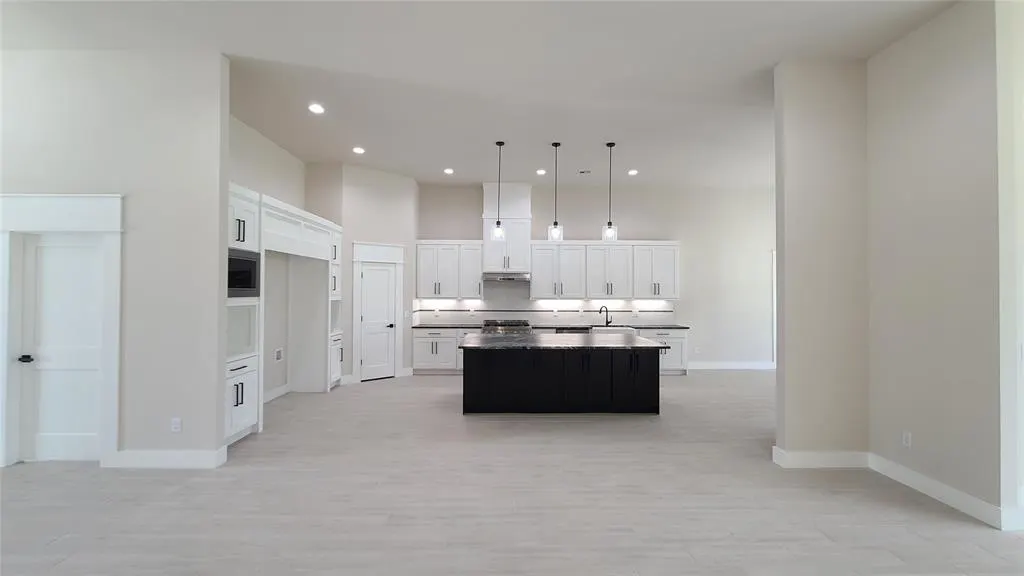 Photo 9 — 913 N Centennial Way, Mustang, OK 73064