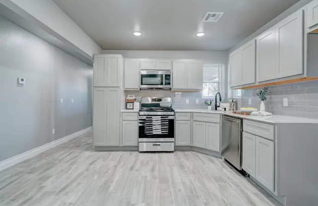 Photo 5 — 1500 SW 79th Terrace, Oklahoma City, OK 73159