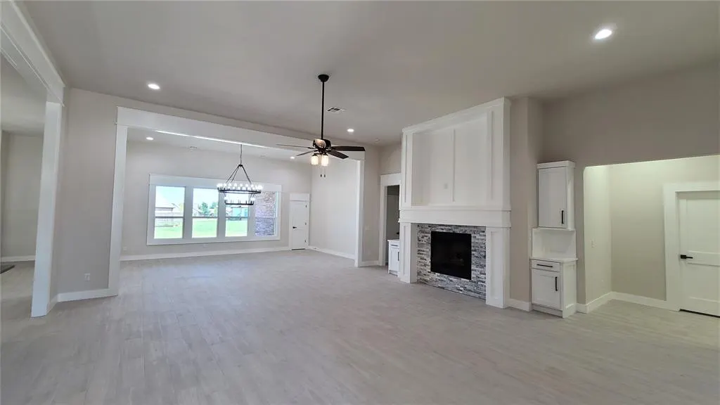 Photo 7 — 1425 W Harvard Way, Mustang, OK 73064