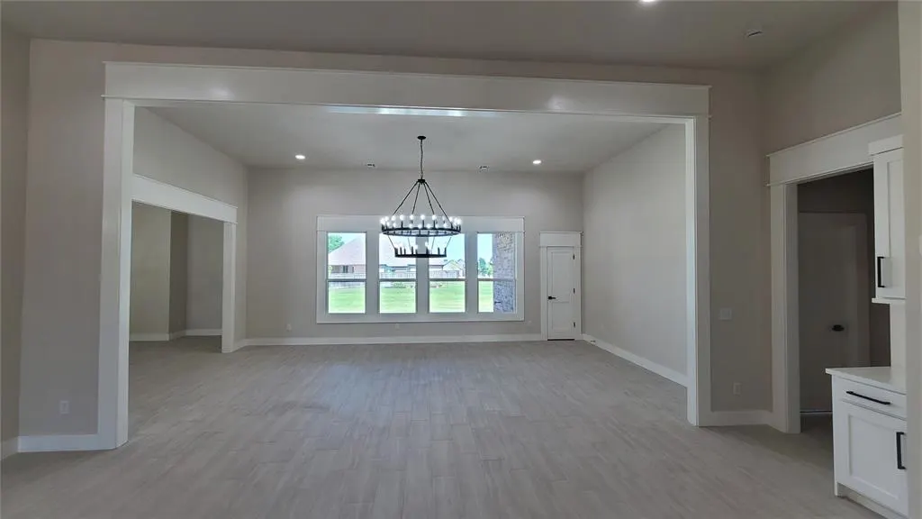Photo 9 — 1425 W Harvard Way, Mustang, OK 73064