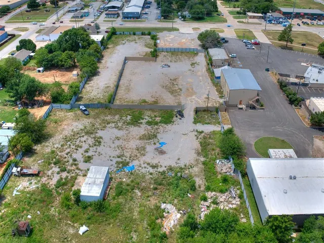 Photo 3 — 1301 SW 24th Avenue 1305, Norman, OK 73072