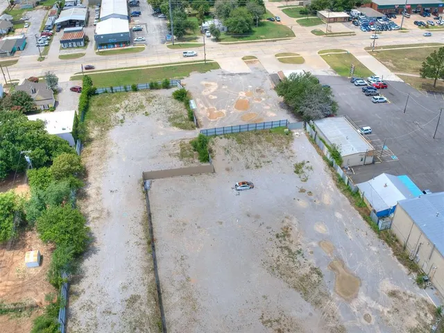 Photo 7 — 1301 SW 24th Avenue 1305, Norman, OK 73072
