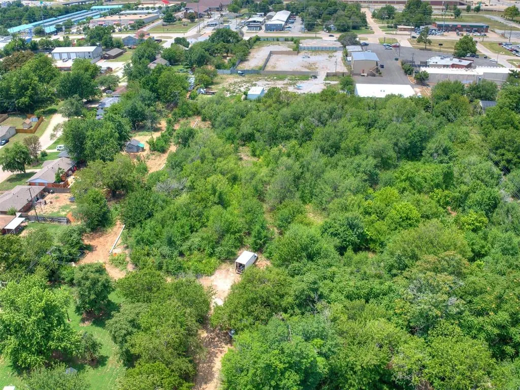 Photo 9 — 1301 SW 24th Avenue 1305, Norman, OK 73072