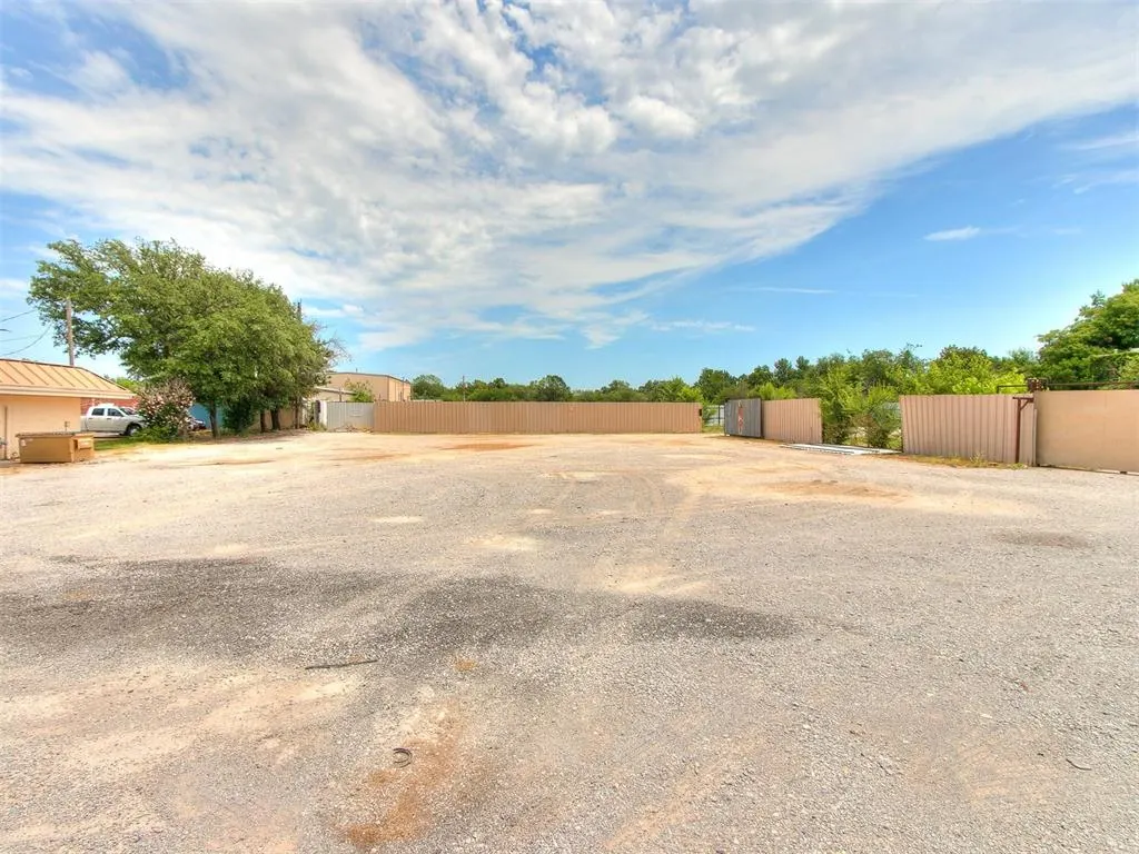 Photo 13 — 1301 SW 24th Avenue 1305, Norman, OK 73072