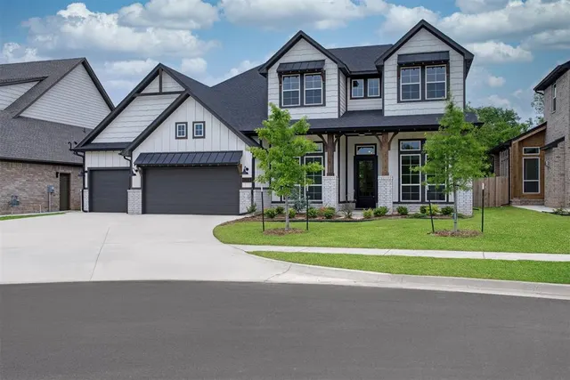 Front exterior — 3923 Yellowstone Drive, Norman, OK 73069