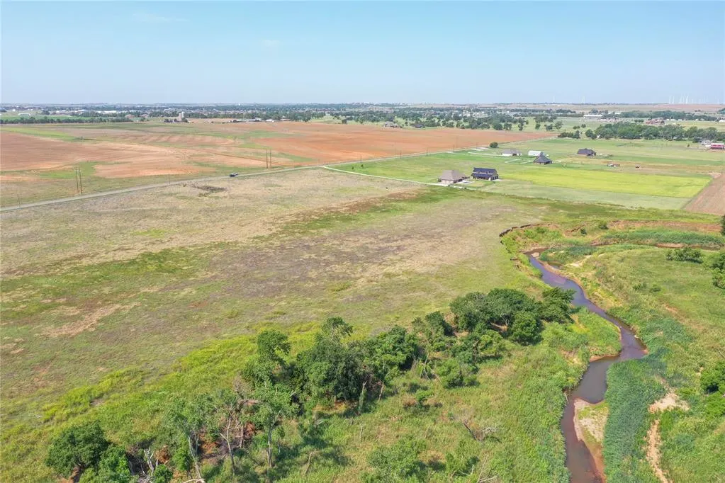 Front exterior — 10 E Arapaho Road, Weatherford, OK 73096