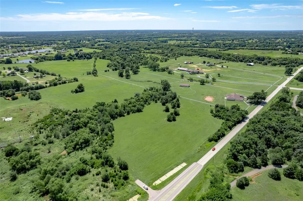 Photo 2 — E 36th Street, Norman, OK 73026
