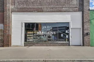 Sold home at 220 E Main Street