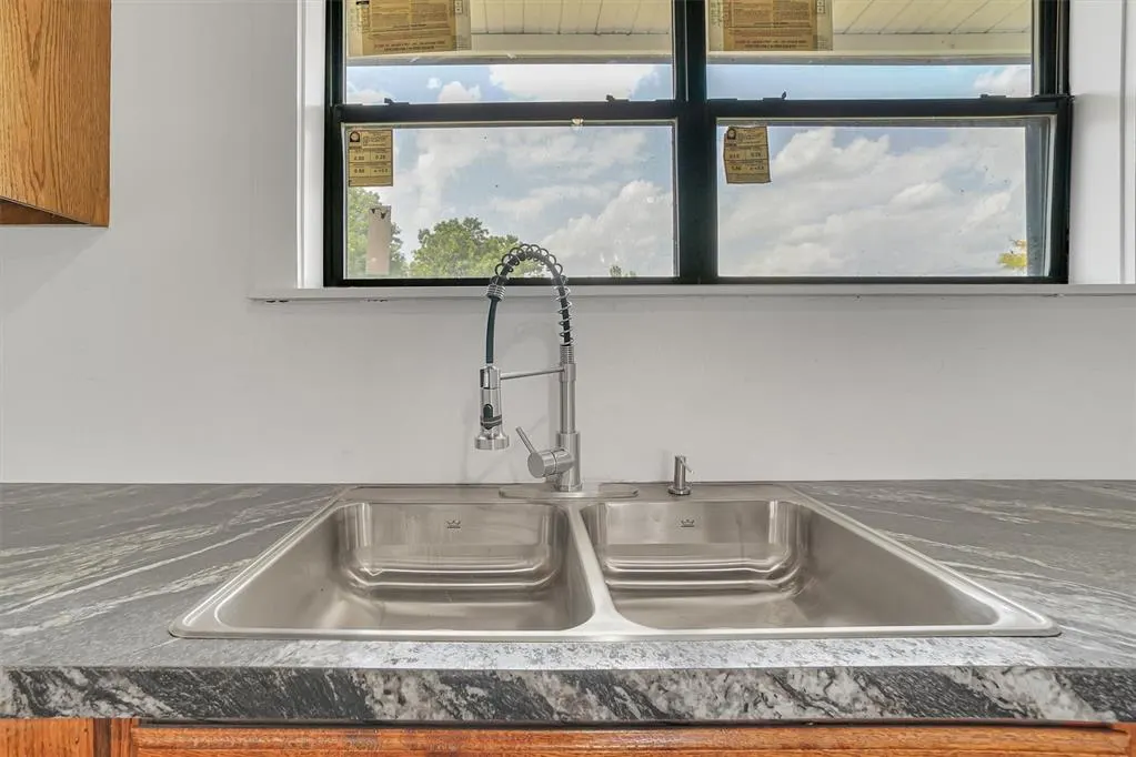 Photo 16 — 1212 Louanna Lane, Altus, OK 73521