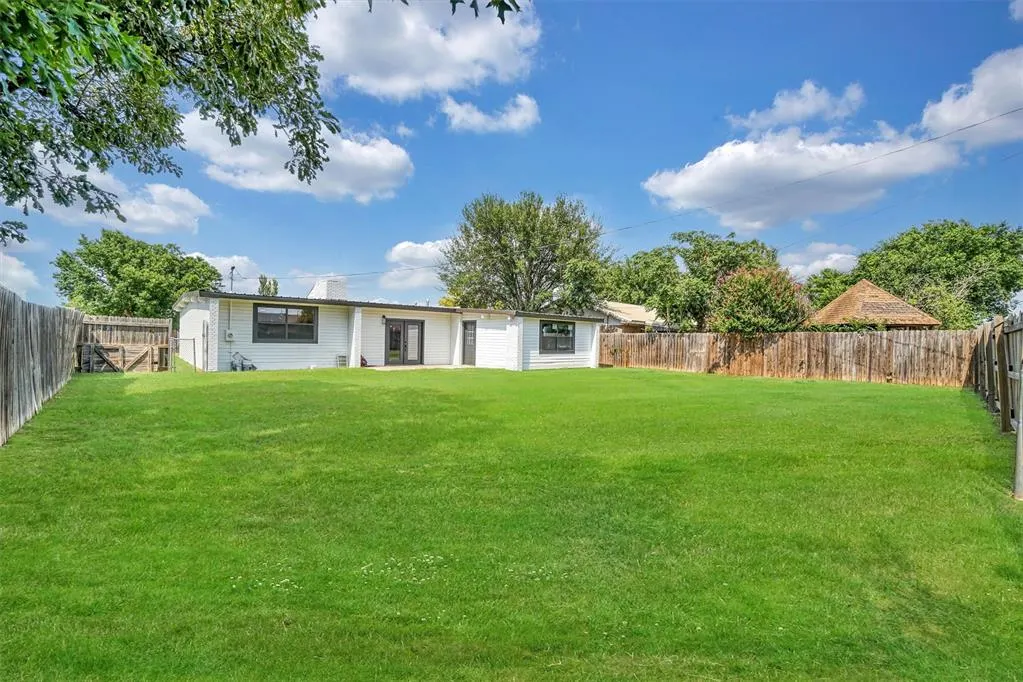 Photo 30 — 1212 Louanna Lane, Altus, OK 73521