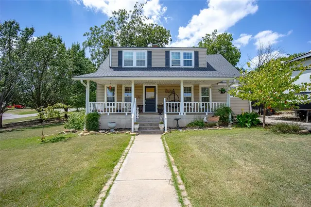 Front exterior — 1200 E 4th Street, Sulphur, OK 73086