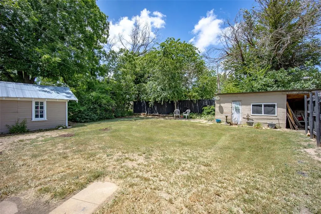 Photo 40 — 1200 E 4th Street, Sulphur, OK 73086