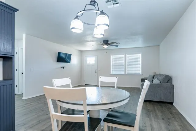 Photo 7 — 423 W Jefferson Street, Mangum, OK 73554