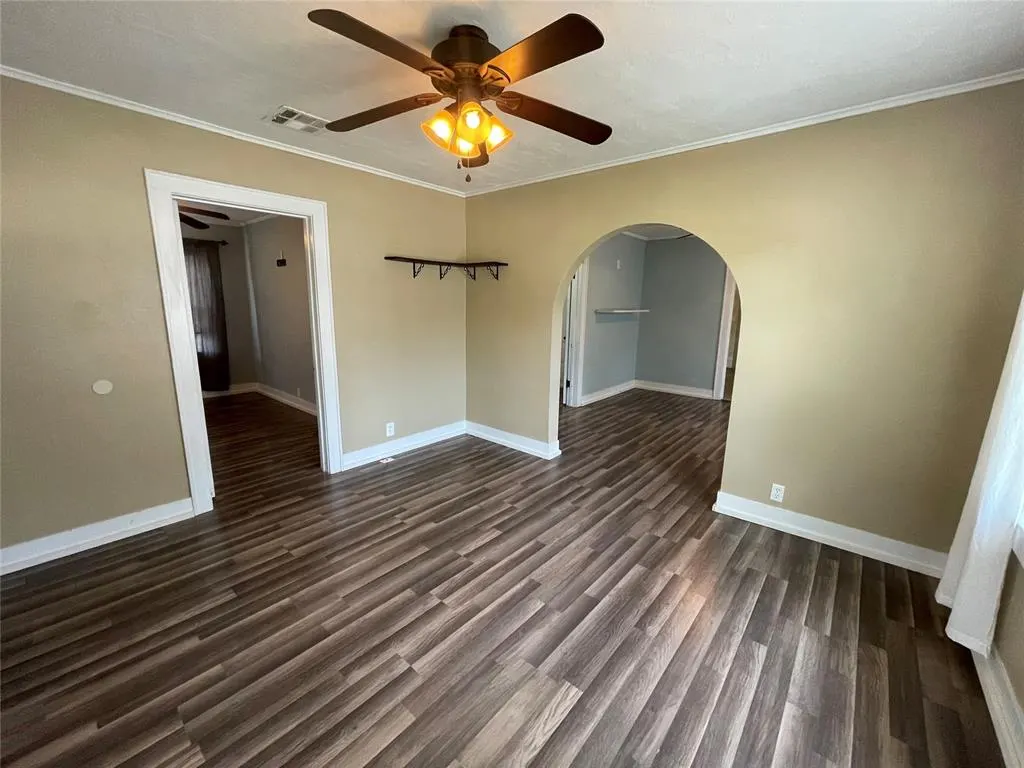 Photo 8 — 1415 N Jim Thorpe Boulevard, Prague, OK 74864