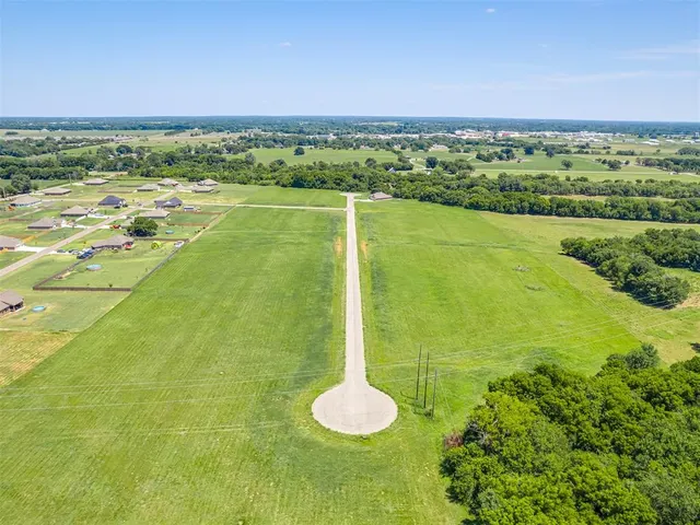 Photo 7 — LOT 10 Hidden Creek Estates Phase II, Noble, OK 73068