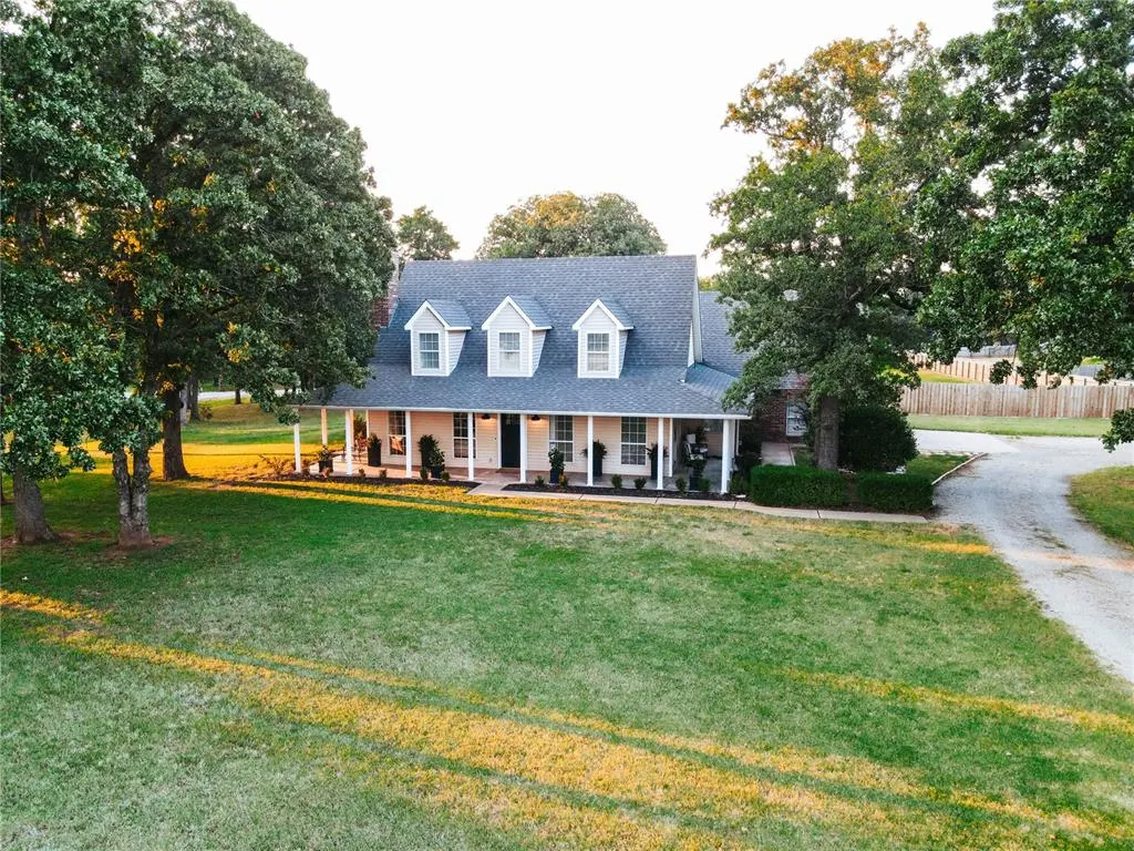 Photo 12 — 2018 Primrose Lane, Chandler, OK 74834