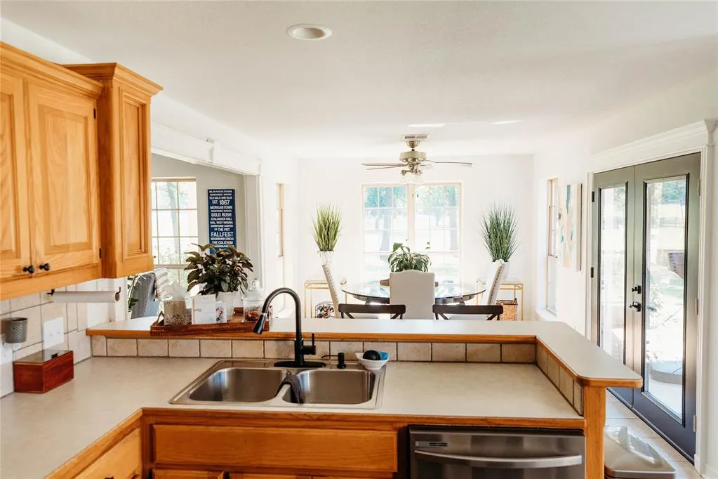 Photo 24 — 2018 Primrose Lane, Chandler, OK 74834