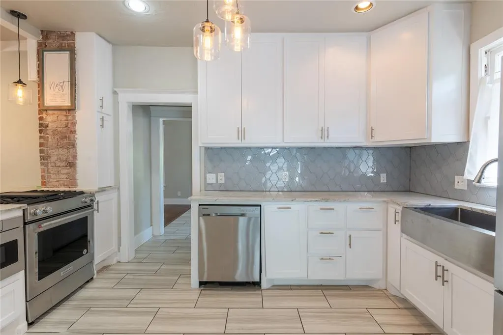 Photo 11 — 615 NW 18th Street, Oklahoma City, OK 73103