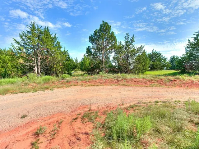 Photo 4 — 7671 Redbud Trail, Guthrie, OK 73044