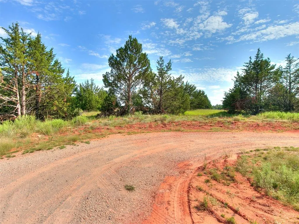 Photo 5 — 7671 Redbud Trail, Guthrie, OK 73044