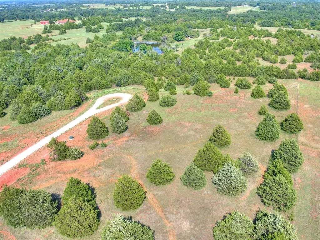 Photo 21 — 7671 Redbud Trail, Guthrie, OK 73044