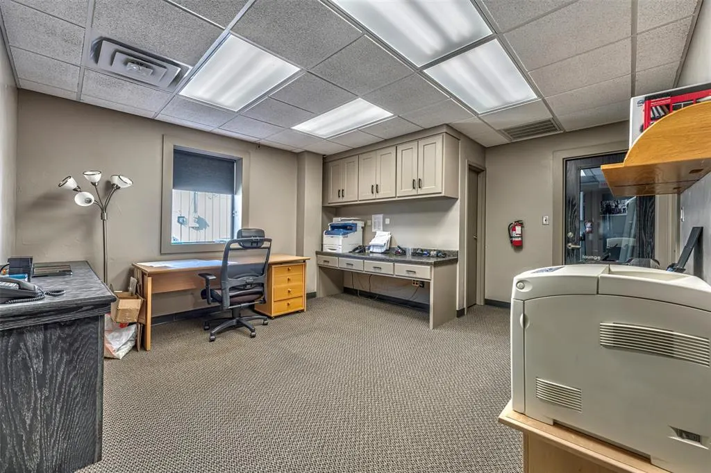 Photo 12 — 921 N LAHOMA Avenue, Norman, OK 73069
