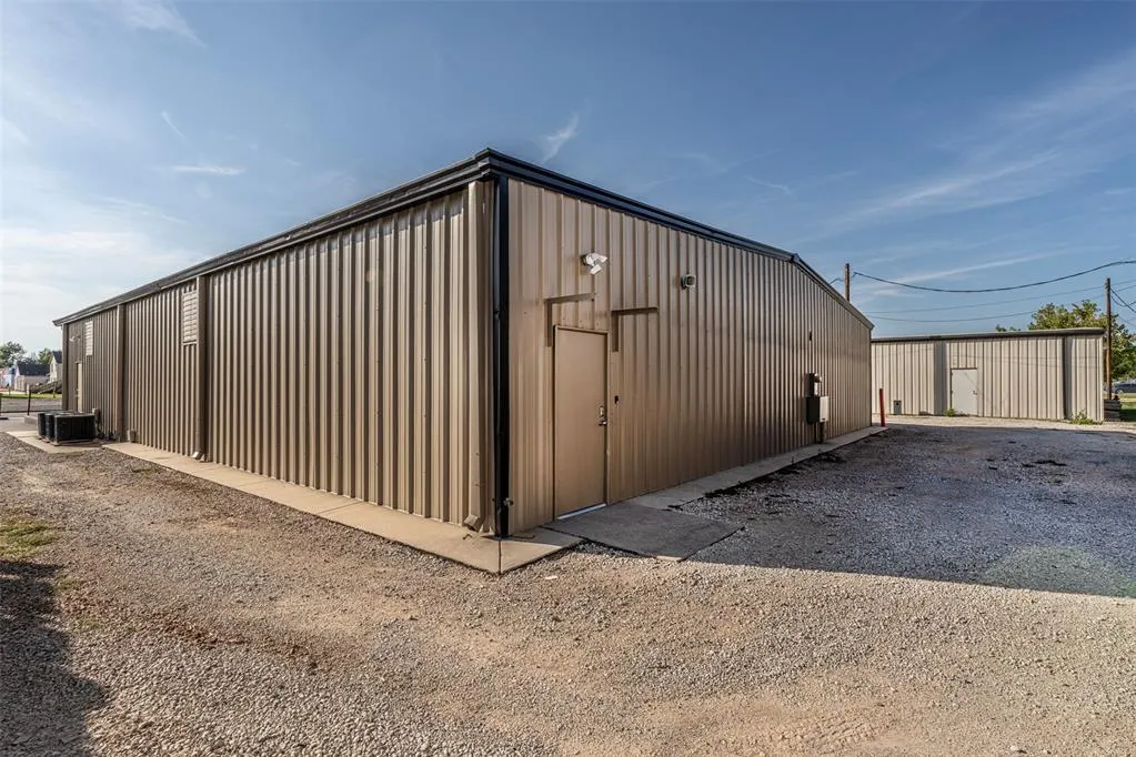 Photo 35 — 921 N LAHOMA Avenue, Norman, OK 73069