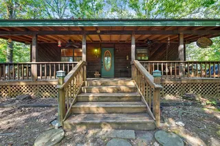 Sold home at 343 Woodland Circle