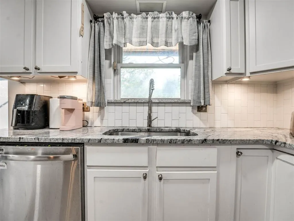 Photo 12 — 3208 NW 54th Street, Oklahoma City, OK 73112