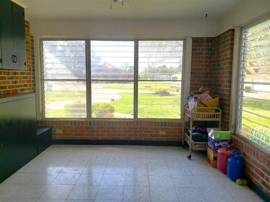 Photo 36 — 304 Country Club Drive, Holdenville, OK 74848
